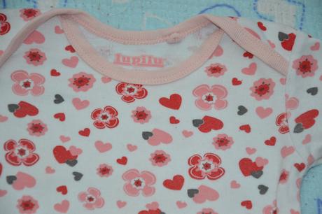 Body bodýčko se srdíčka a květinami 62-80, lupilu,74