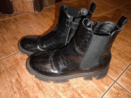 Kotníkové boty, baťa,36