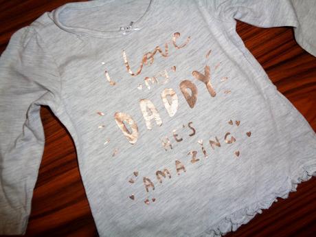 Pěkné šedé tričko se zlatým nápisem, george,74