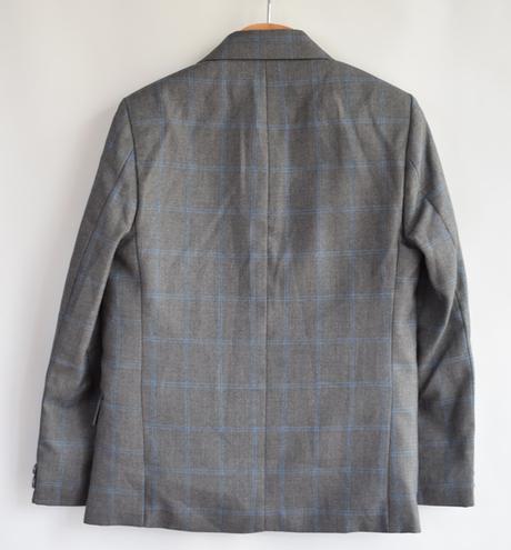 Oblek vel. 7 let, 122