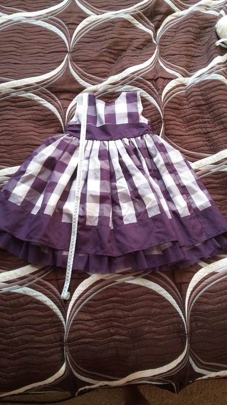 Šatičky kostkované, 104