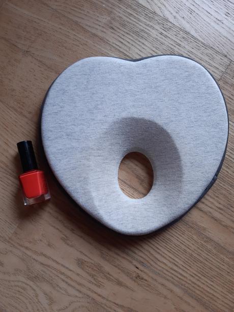 Tvarovací polštářek pro novorozence, 