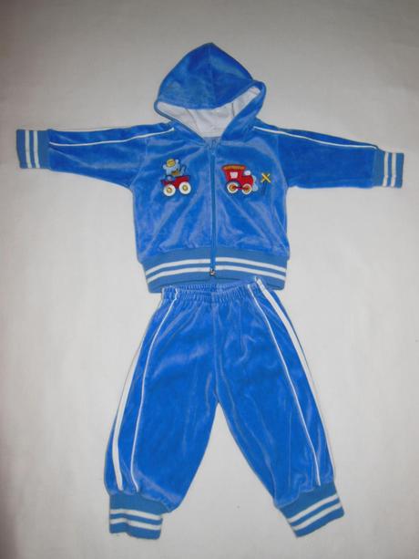 Tepláková souprava, 68