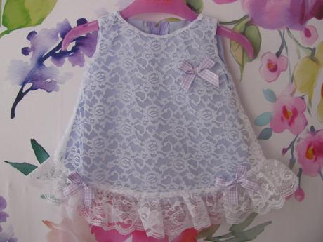 Kojenecké lila šatičky s bílou krajkou v.0-3 měs., 62