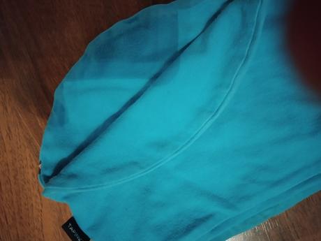 Nákrčník s opickami ťapinka, 104