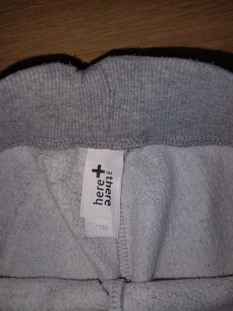 Dívčí teplé tepláky c&a 152 hvězdička, c&a,152