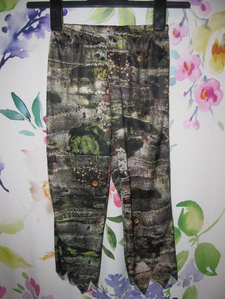 Dětský kostým zombie pirátka, 