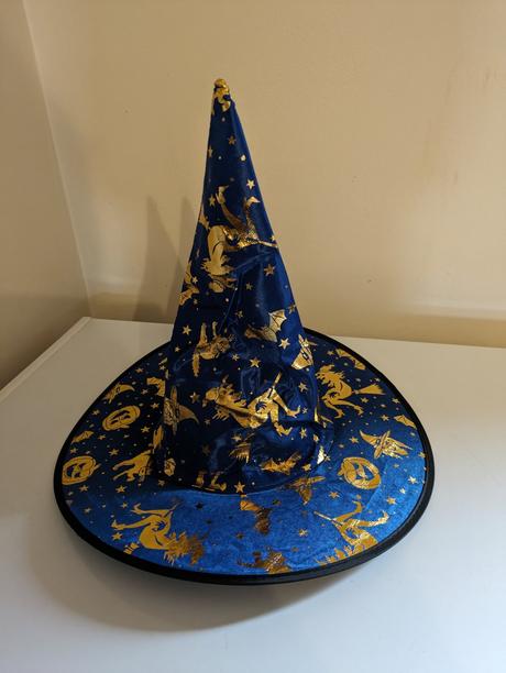 Čarodějnický klobouk pro dospělé a větší děti., 