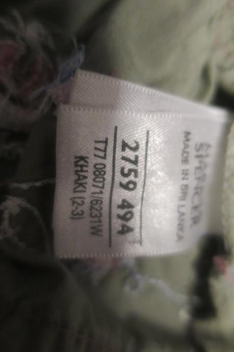 Vyšívaná sukýnka s třpytkami, marks & spencer,98