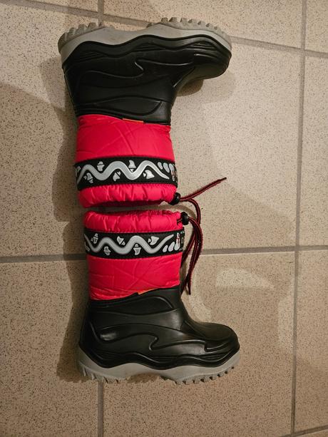 Snehule s ovcim koziskem, demar,28