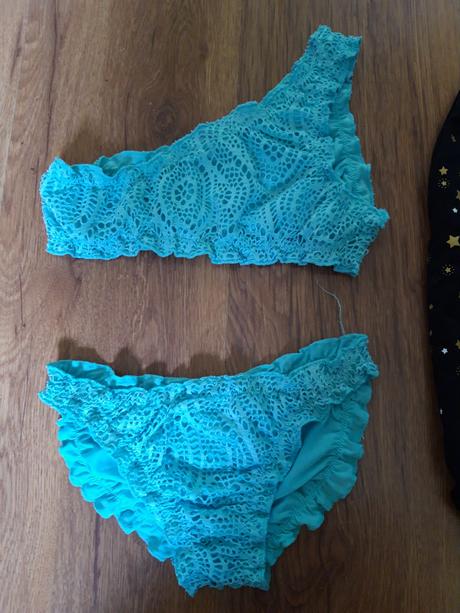 Plavky černé s nápisem, decathlon,146