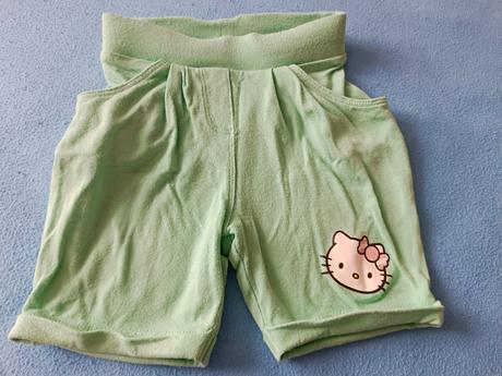 Tričko a kraťasy hello kitty, c&a,68