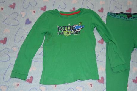 Pyžamo pyžamko, spodní vrstva oblečení, lupilu,104