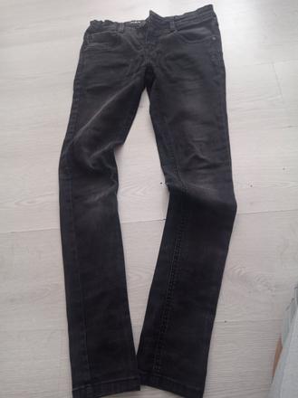 Džíny 152,158, 146