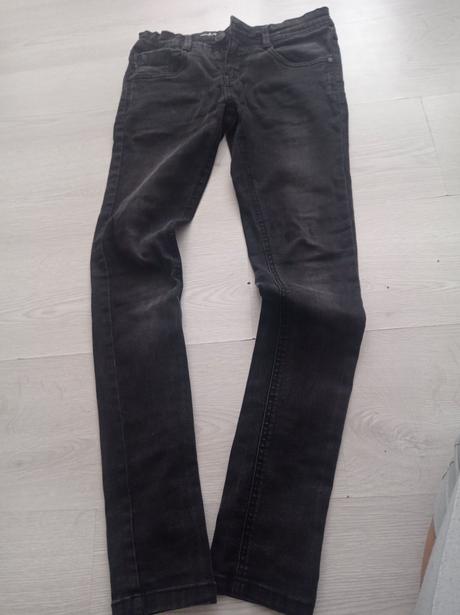 Džíny 152,158, 146