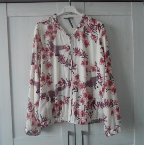 Bílá bunda bundička bomber s květinami, m