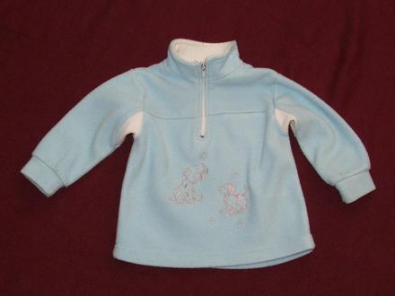 Mikina s pejskama, 74