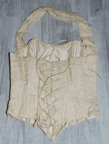 Béžový vyšívaný společenský korzet, 34