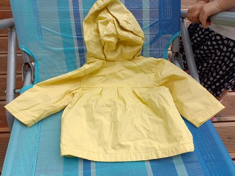 Nepromokavá bundička, marks & spencer,68