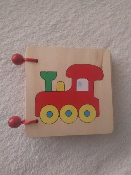 1. knížka s dopravními prostředky,