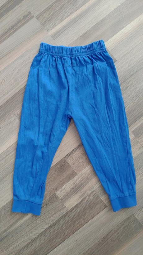 Pyžamové kalhoty, 86