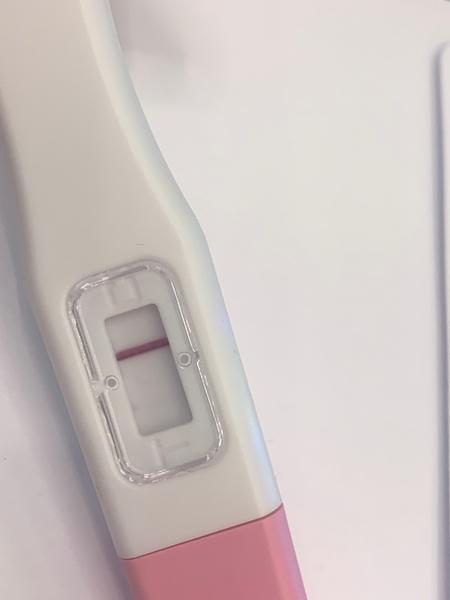 Je pozitivní těhotenský test vadný nebo skutečný?