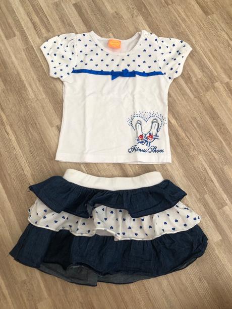 Komplet sukně a trička, 86