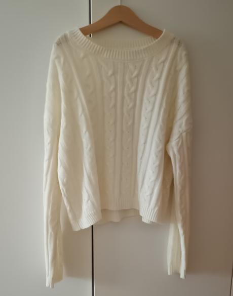 Krásný svetr vel.xs do pasu - jako nový, bershka,xs