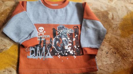 Tepláková souprava a tepláky, 104–116