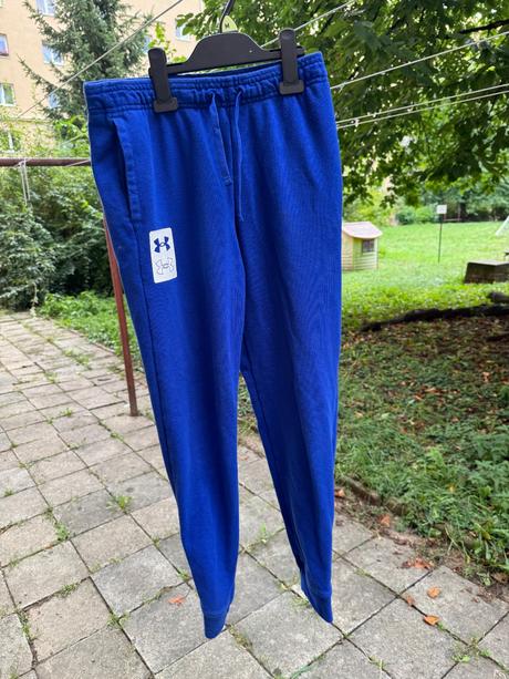 Tepláky, under armour,158