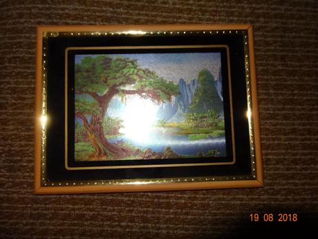 Obraz s řekou a stromem, 