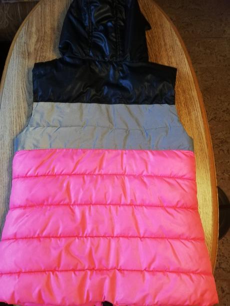 Vesta dívčí vel. 146/152., 146