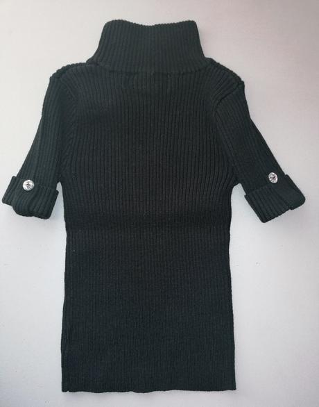 Černý rolák vel 104 - 110, 104