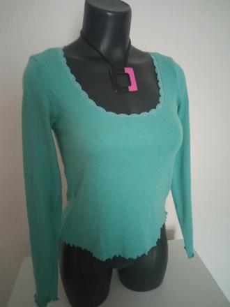 Dámská trika velikost m, m