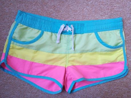 Duhové šortky zn."h&m" vel."s", h&m,s