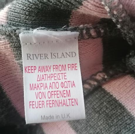 Pruhovaná čepice, river island