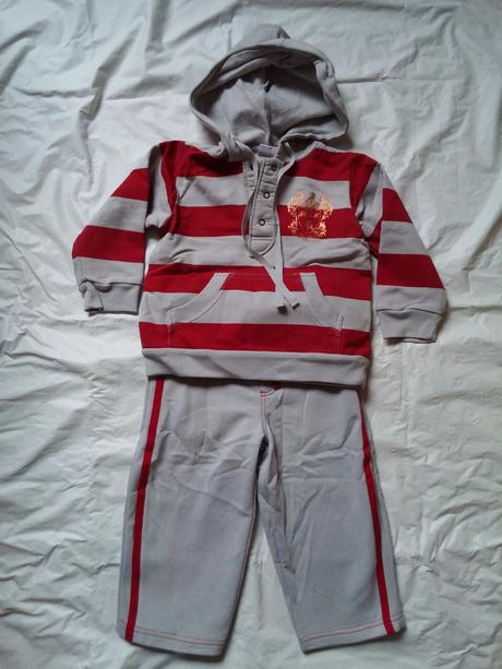 Tepláková souprava, 92