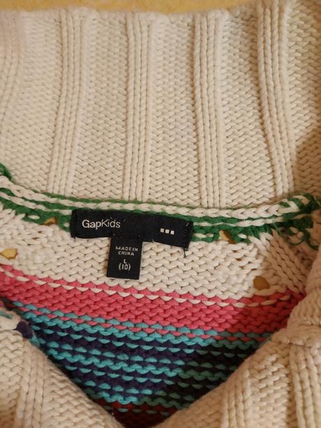 Svetr vel.134-140, 134