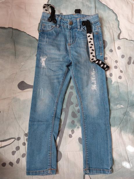 Trhané džíny + kšandy kočičky, dopodopo,110