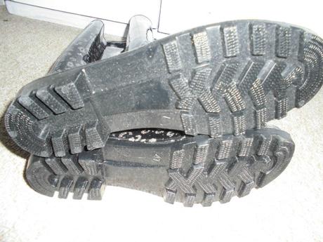 Nenošené dámské/dívčí holínky, 42