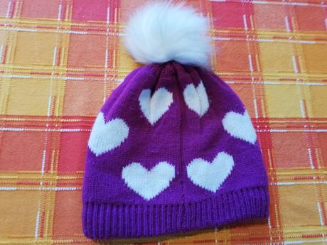 Čepice zimní s bambulí zn.brekka., 50