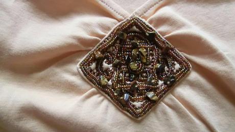 Světle meruňkové triko, s