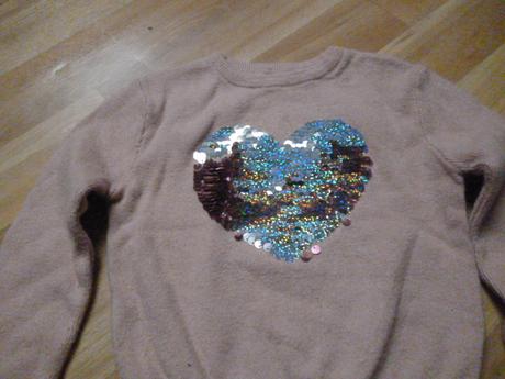 Svetr měnící flitry srdce 4-5, primark,110