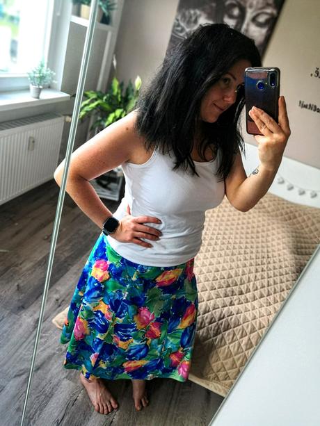 Dámské sukně střih do a vel l 42, l