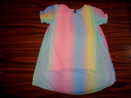 Kouzelné duhové šaty, 116