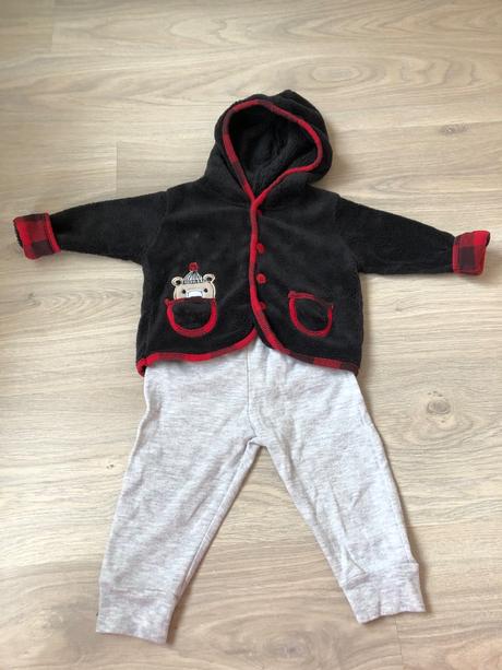 Vánoční komplet pro miminko, 74