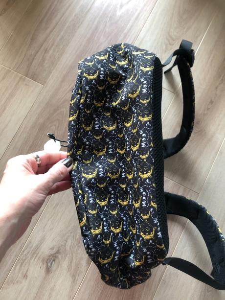 Batoh moon youtuber,