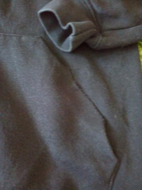 Mikina zn.fiery feet vel.128, 128