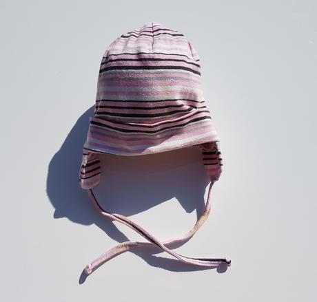 A70 dívčí čepička proužky vel. 56-62, ergee,56