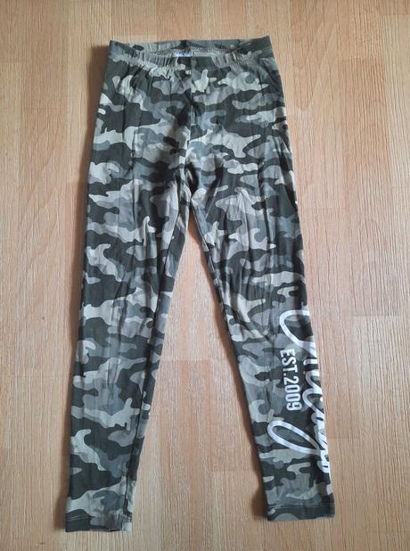 Legíny maskáčové ca, c&a,140